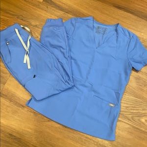 FIGS XS REG JOGGER & TOP